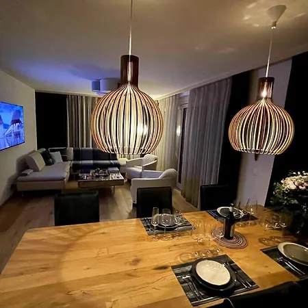 Matterhorn View 2 Bedroom דירה